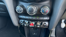 MINI Hatchback 1.5 Cooper Classic 3dr Petrol Hatchback